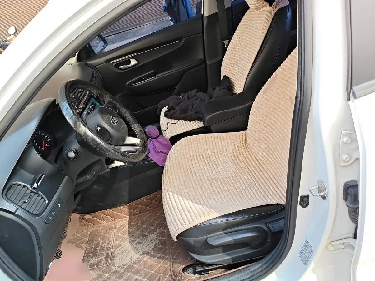 2017 Geely Emgrand 1.3T 133HP L4 6MT,autocango,china used car exporter,china ev exporter,chinese used car exporter,chinese used ev exporter