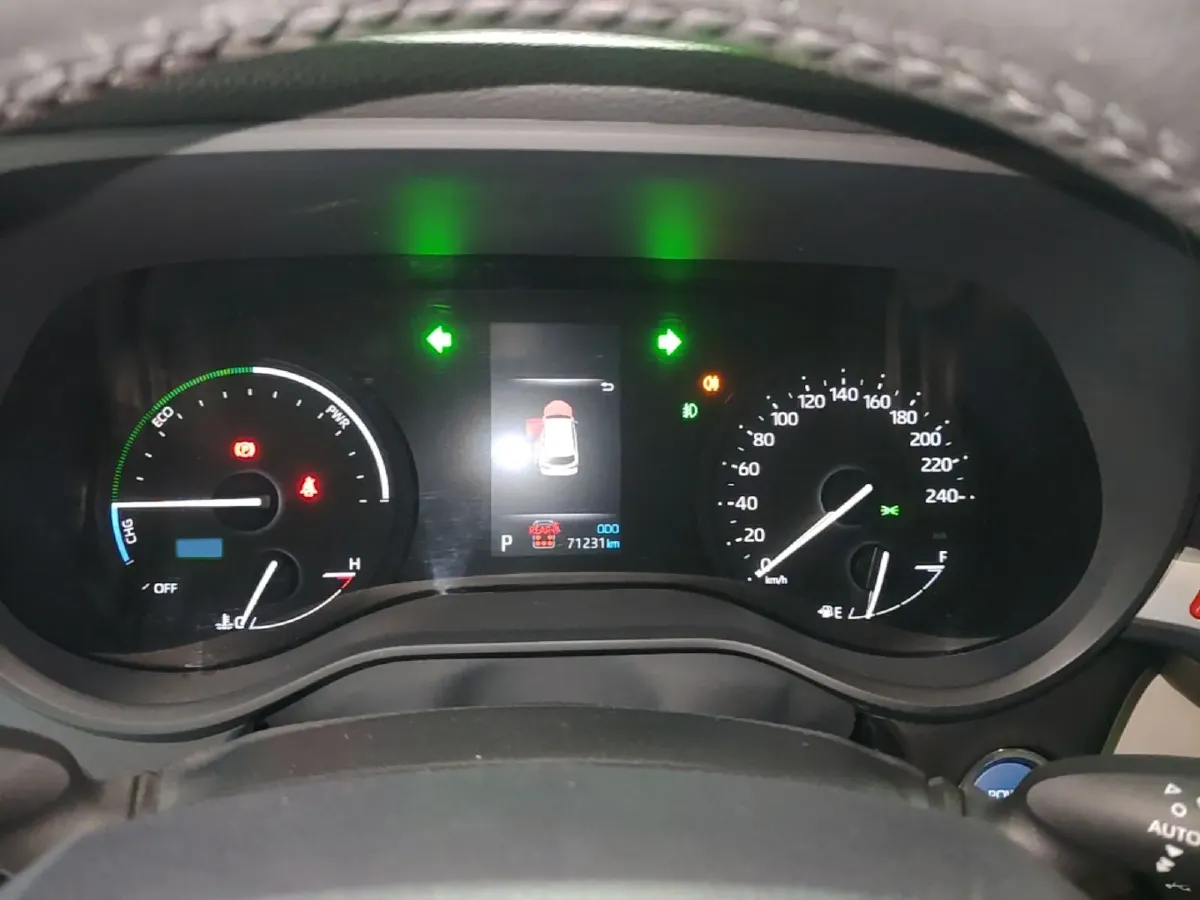 2023 Toyota Granvia 2.5L 189HP L4 E-CVT Hybrid,autocango,china used car exporter,china ev exporter,chinese used car exporter,chinese used ev exporter