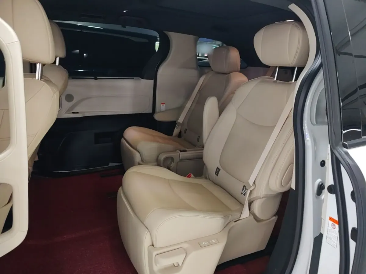 2023 Toyota Granvia 2.5L 189HP L4 E-CVT Hybrid,autocango,china used car exporter,china ev exporter,chinese used car exporter,chinese used ev exporter