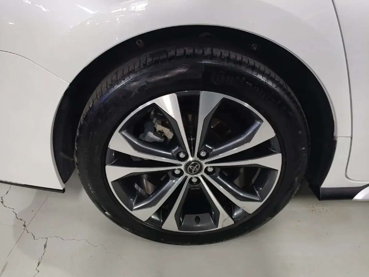 2023 Toyota Granvia 2.5L 189HP L4 E-CVT Hybrid,autocango,china used car exporter,china ev exporter,chinese used car exporter,chinese used ev exporter