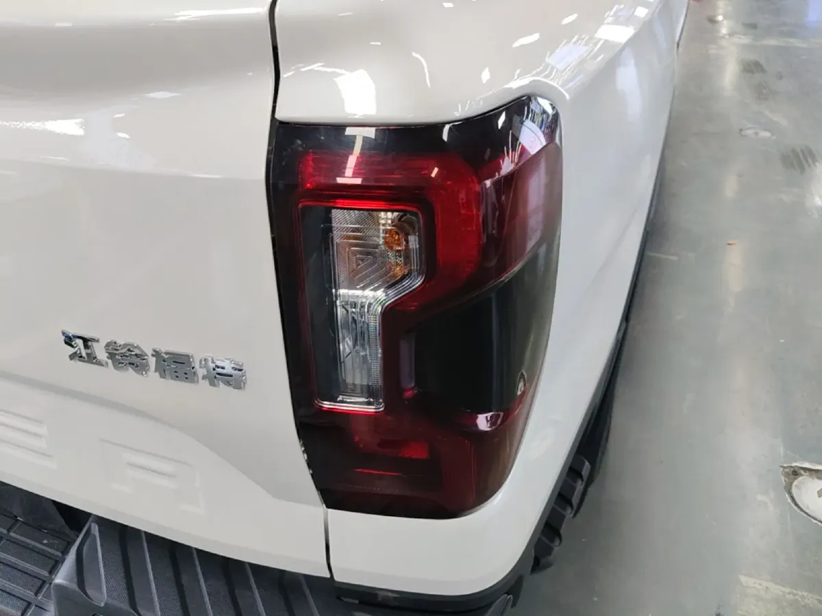 2023 Ford Ranger 2.3T 186HP L4 8AT,autocango,china used car exporter,china ev exporter,chinese used car exporter,chinese used ev exporter