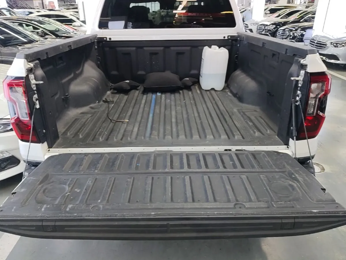 2023 Ford Ranger 2.3T 186HP L4 8AT,autocango,china used car exporter,china ev exporter,chinese used car exporter,chinese used ev exporter
