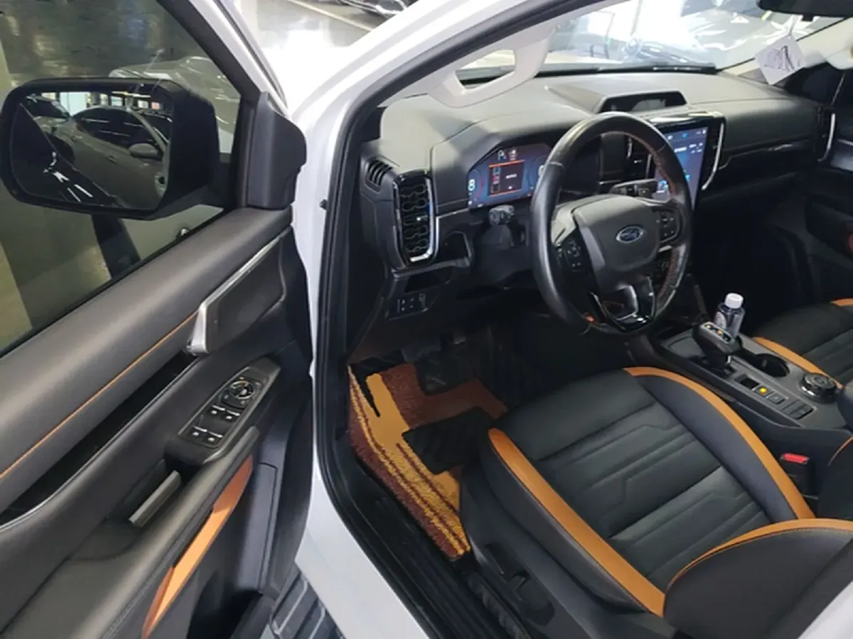 2023 Ford Ranger 2.3T 186HP L4 8AT,autocango,china used car exporter,china ev exporter,chinese used car exporter,chinese used ev exporter