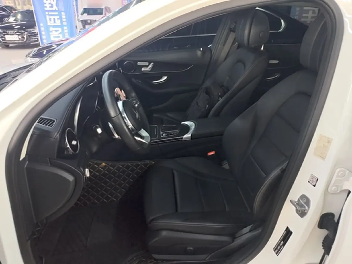 2021 Mercedes-Benz C Class 1.5T 184HP L4 9AT,autocango,china used car exporter,china ev exporter,chinese used car exporter,chinese used ev exporter