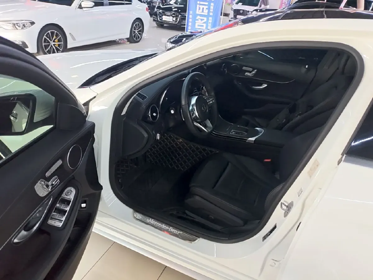 2021 Mercedes-Benz C Class 1.5T 184HP L4 9AT,autocango,china used car exporter,china ev exporter,chinese used car exporter,chinese used ev exporter