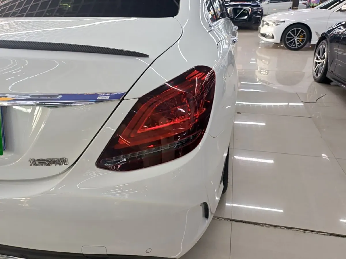 2021 Mercedes-Benz C Class 1.5T 184HP L4 9AT,autocango,china used car exporter,china ev exporter,chinese used car exporter,chinese used ev exporter