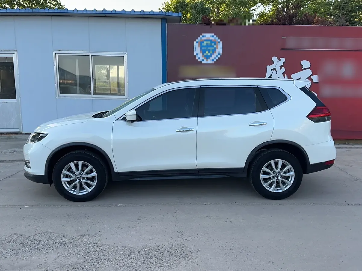 2019 Nissan X-Trail 2.0L 154HP L4 CVT,autocango,china used car exporter,china ev exporter,chinese used car exporter,chinese used ev exporter