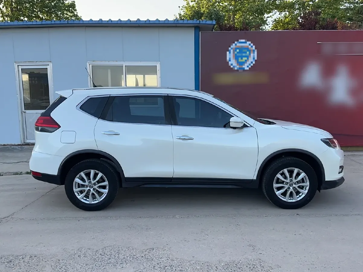 2019 Nissan X-Trail 2.0L 154HP L4 CVT,autocango,china used car exporter,china ev exporter,chinese used car exporter,chinese used ev exporter