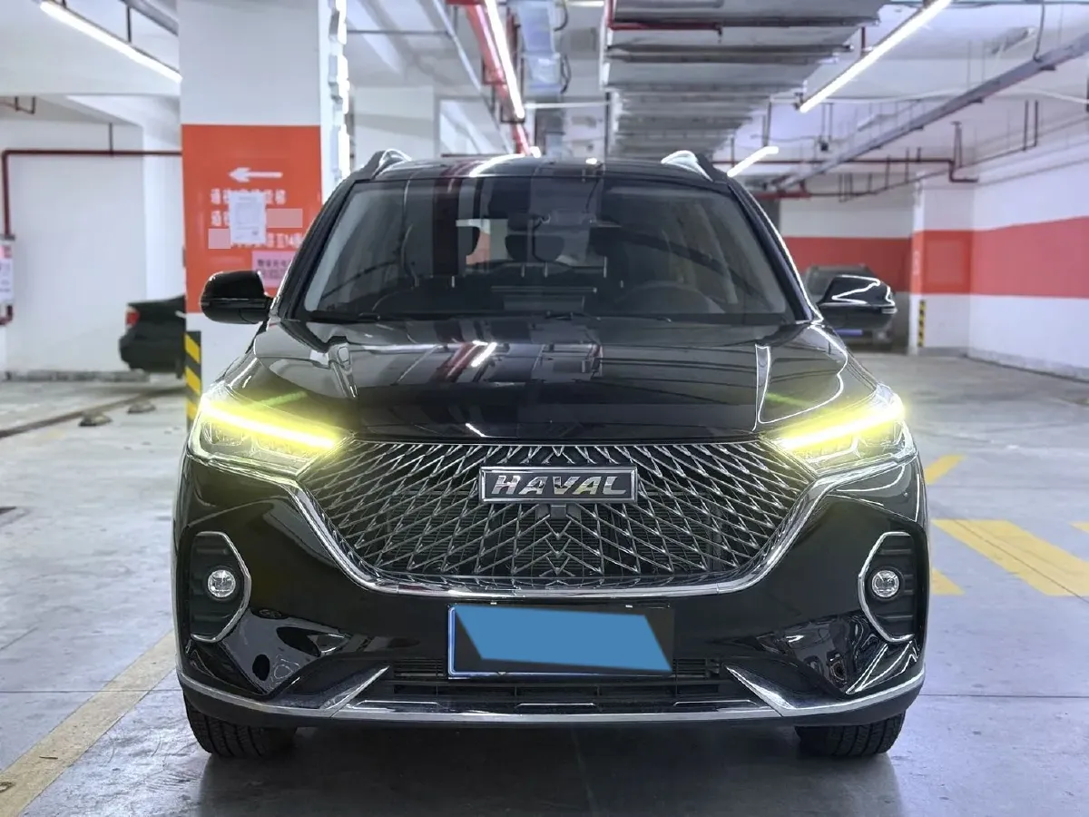 2021 Haval M6 1.5T 150HP L4 7DCT,autocango,china used car exporter,china ev exporter,chinese used car exporter,chinese used ev exporter