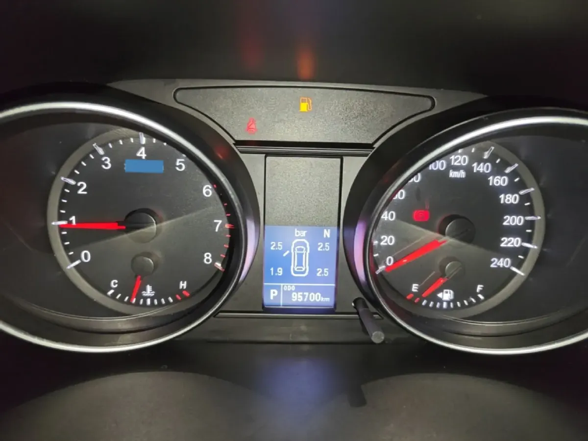 2021 Haval M6 1.5T 150HP L4 7DCT,autocango,china used car exporter,china ev exporter,chinese used car exporter,chinese used ev exporter