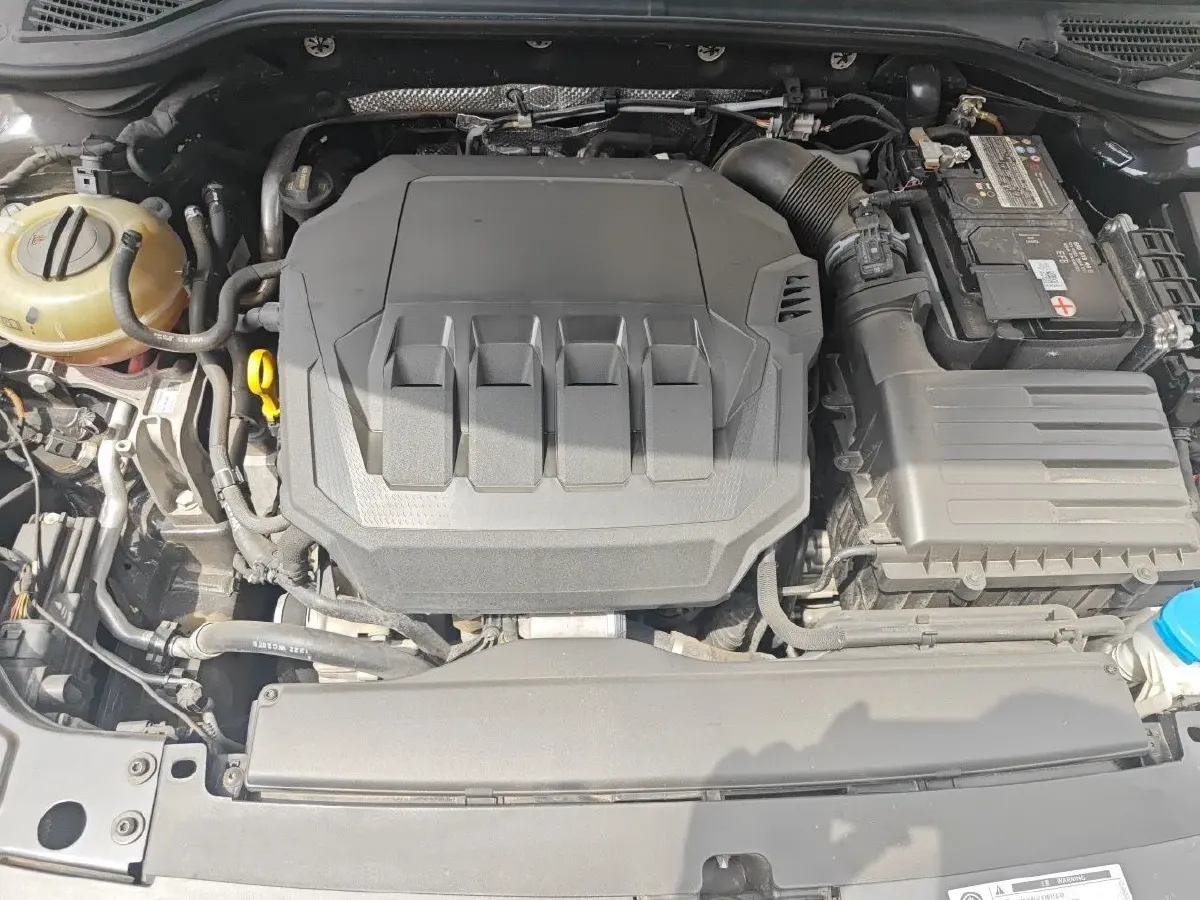 2022 Toyota Avalon 2.5L 209HP L4 8AT,autocango,china used car exporter,china ev exporter,chinese used car exporter,chinese used ev exporter
