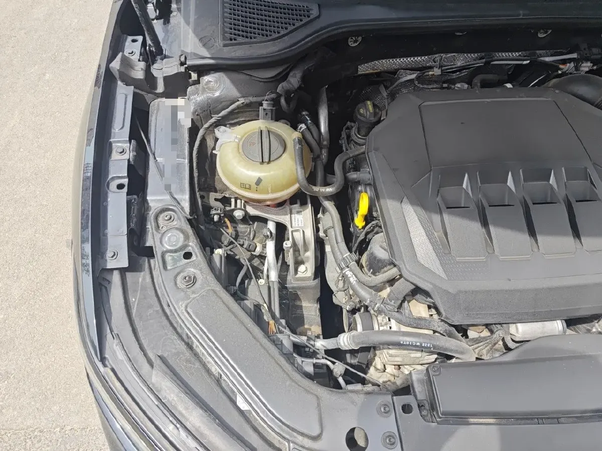 2022 Toyota Avalon 2.5L 209HP L4 8AT,autocango,china used car exporter,china ev exporter,chinese used car exporter,chinese used ev exporter