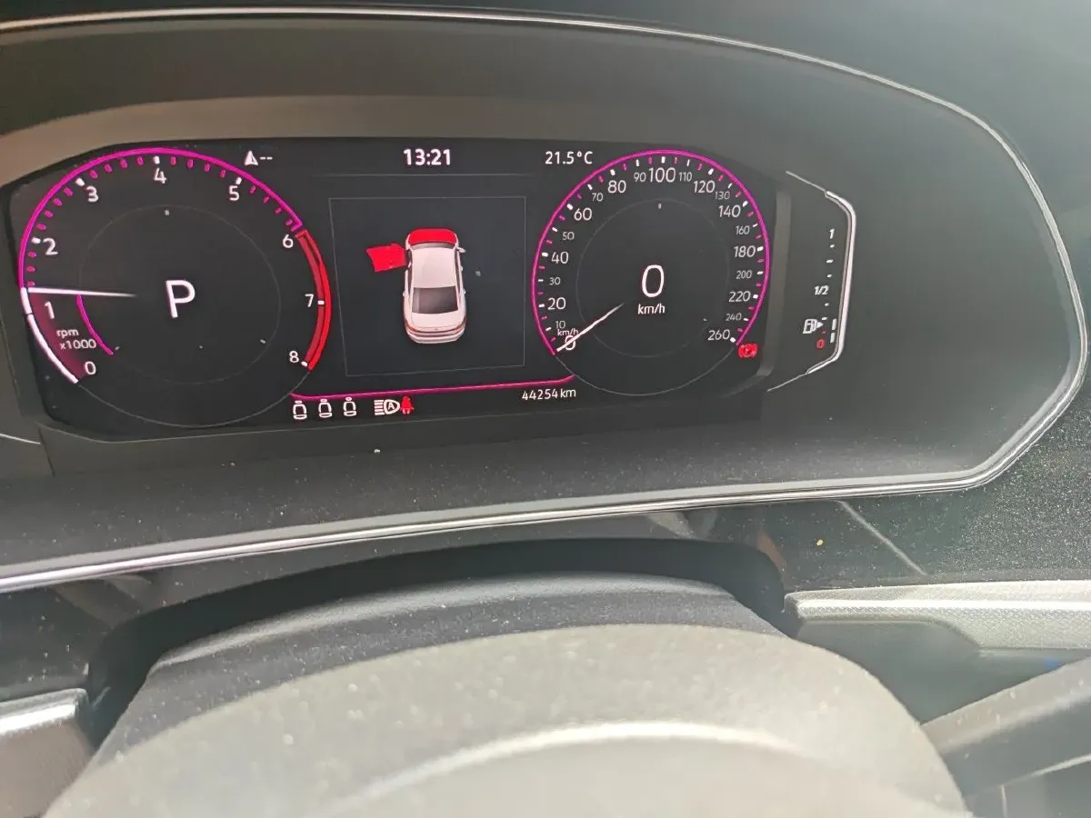 2022 Toyota Avalon 2.5L 209HP L4 8AT,autocango,china used car exporter,china ev exporter,chinese used car exporter,chinese used ev exporter