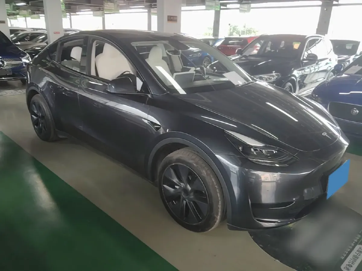 2024 Tesla Model Y BEV 60KWH,autocango,china used car exporter,china ev exporter,chinese used car exporter,chinese used ev exporter