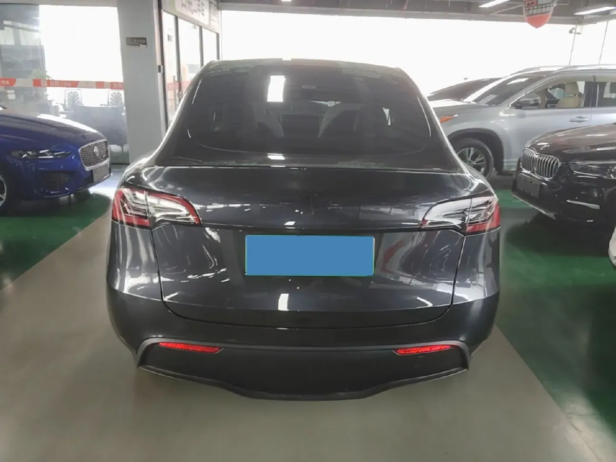2024 Tesla Model Y BEV 60KWH,autocango,china used car exporter,china ev exporter,chinese used car exporter,chinese used ev exporter