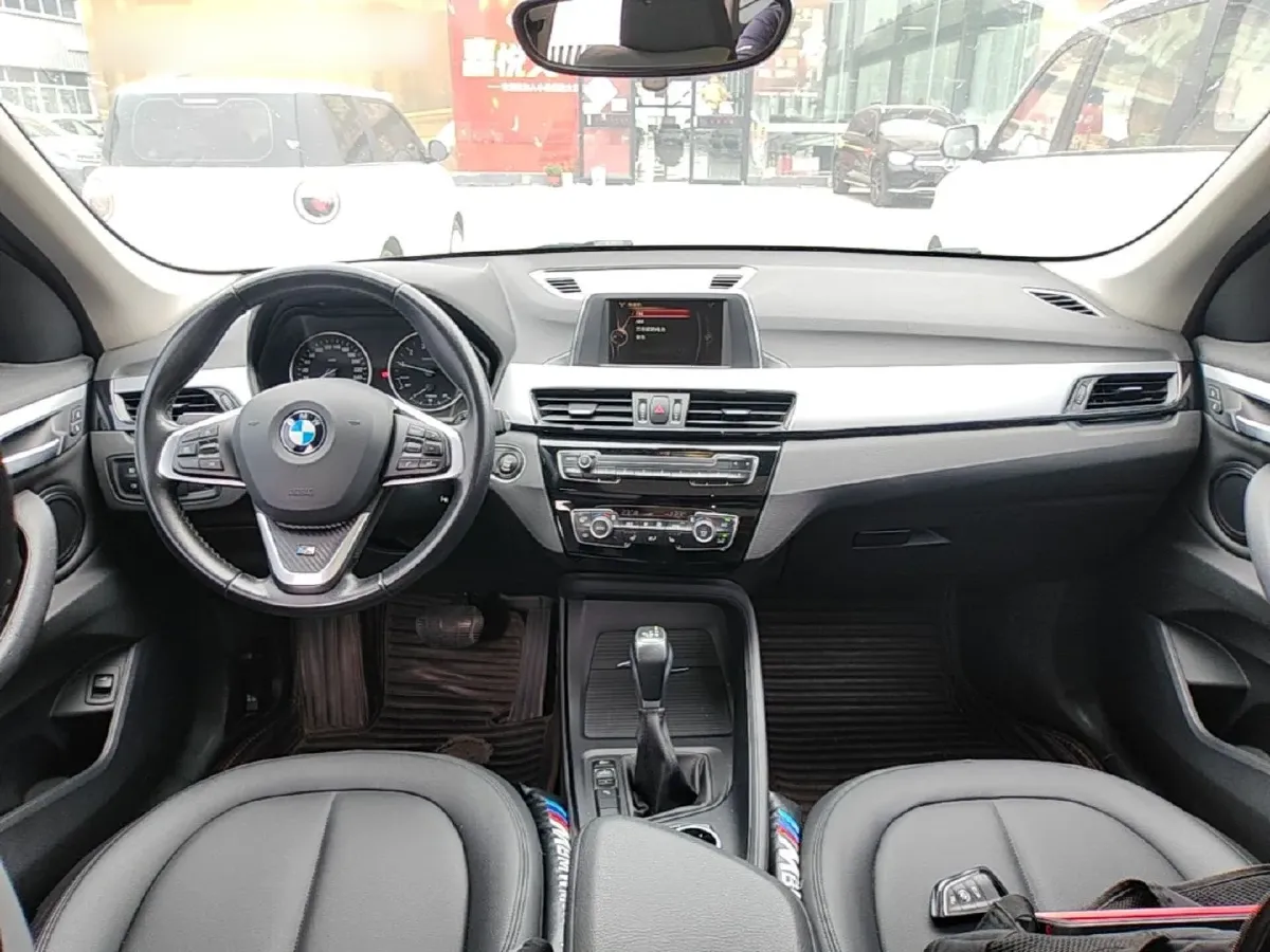 2016 BMW X1 1.5T 136HP L3 6AT,autocango,china used car exporter,china ev exporter,chinese used car exporter,chinese used ev exporter