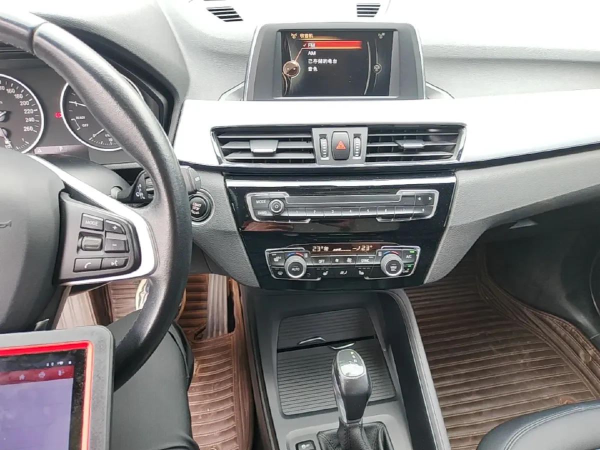 2016 BMW X1 1.5T 136HP L3 6AT,autocango,china used car exporter,china ev exporter,chinese used car exporter,chinese used ev exporter