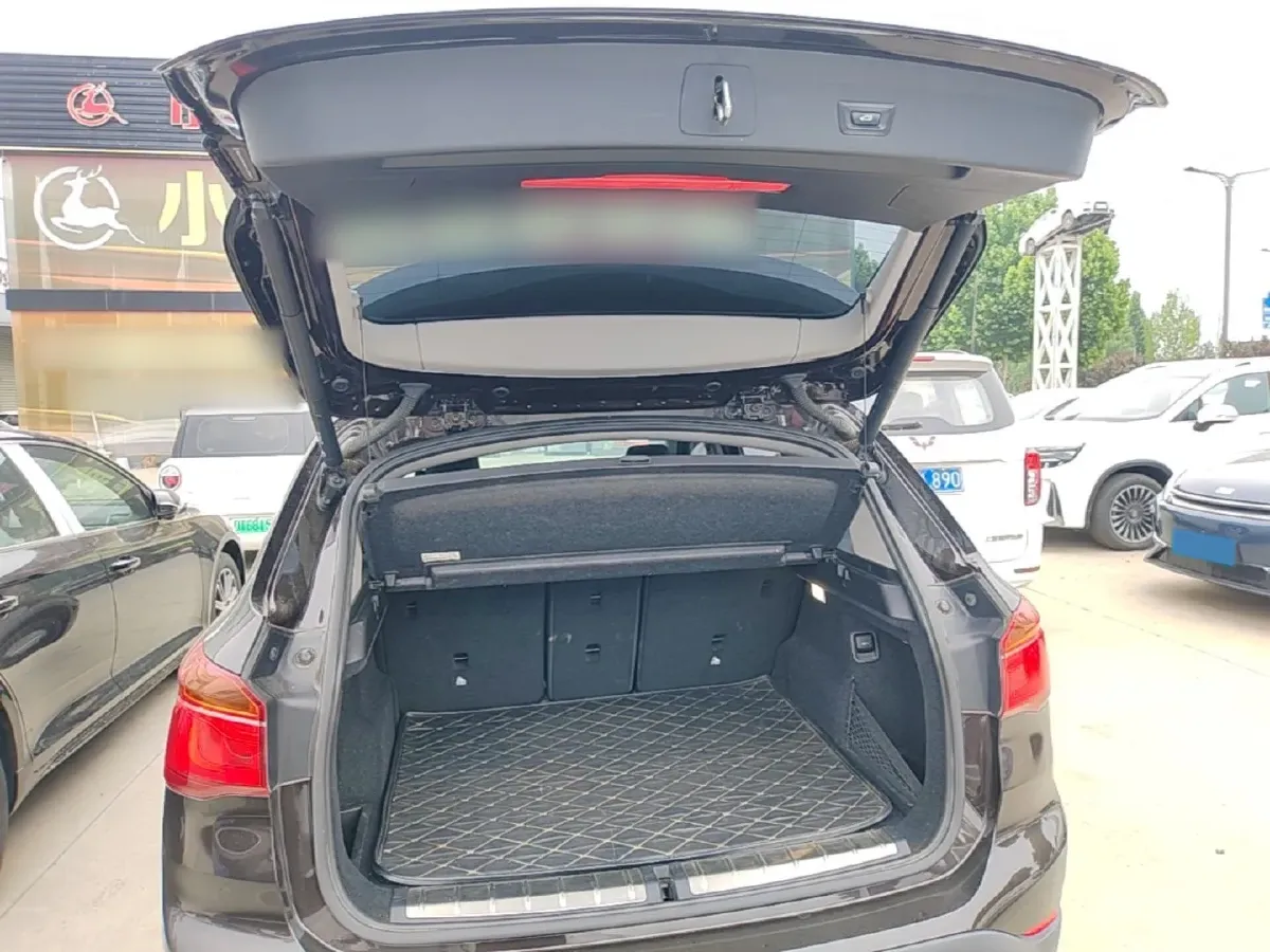 2016 BMW X1 1.5T 136HP L3 6AT,autocango,china used car exporter,china ev exporter,chinese used car exporter,chinese used ev exporter