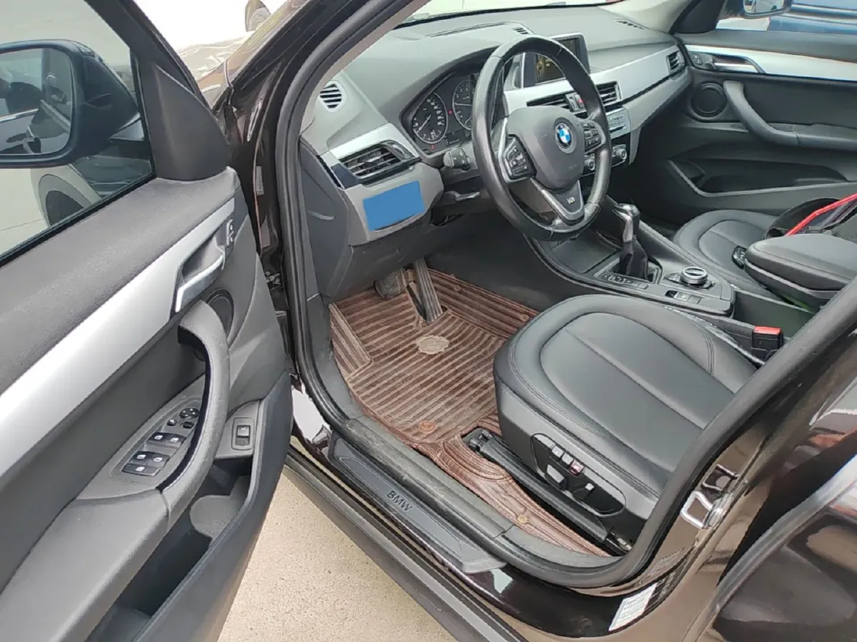 2016 BMW X1 1.5T 136HP L3 6AT,autocango,china used car exporter,china ev exporter,chinese used car exporter,chinese used ev exporter