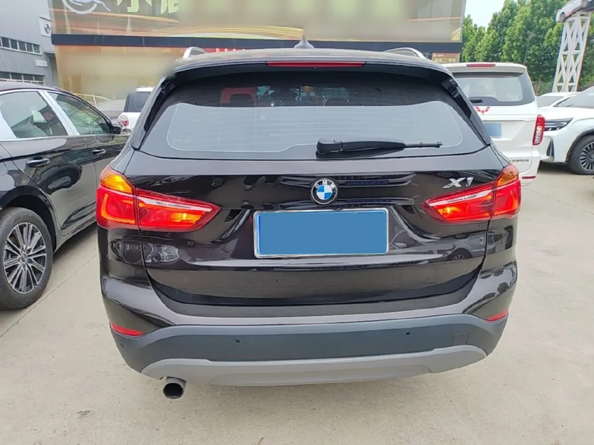 2016 BMW X1 1.5T 136HP L3 6AT,autocango,china used car exporter,china ev exporter,chinese used car exporter,chinese used ev exporter