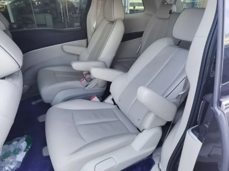 2021 Toyota Crown Kluger 2.5L 192HP L4 E-CVT Hybrid,autocango,china used car exporter,china ev exporter,chinese used car exporter,chinese used ev exporter