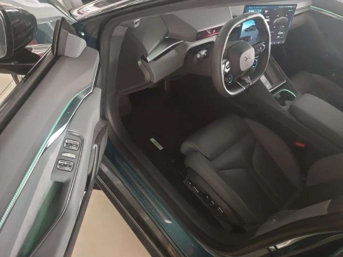 2025 Xpeng P7 BEV,autocango,china used car exporter,china ev exporter,chinese used car exporter,chinese used ev exporter