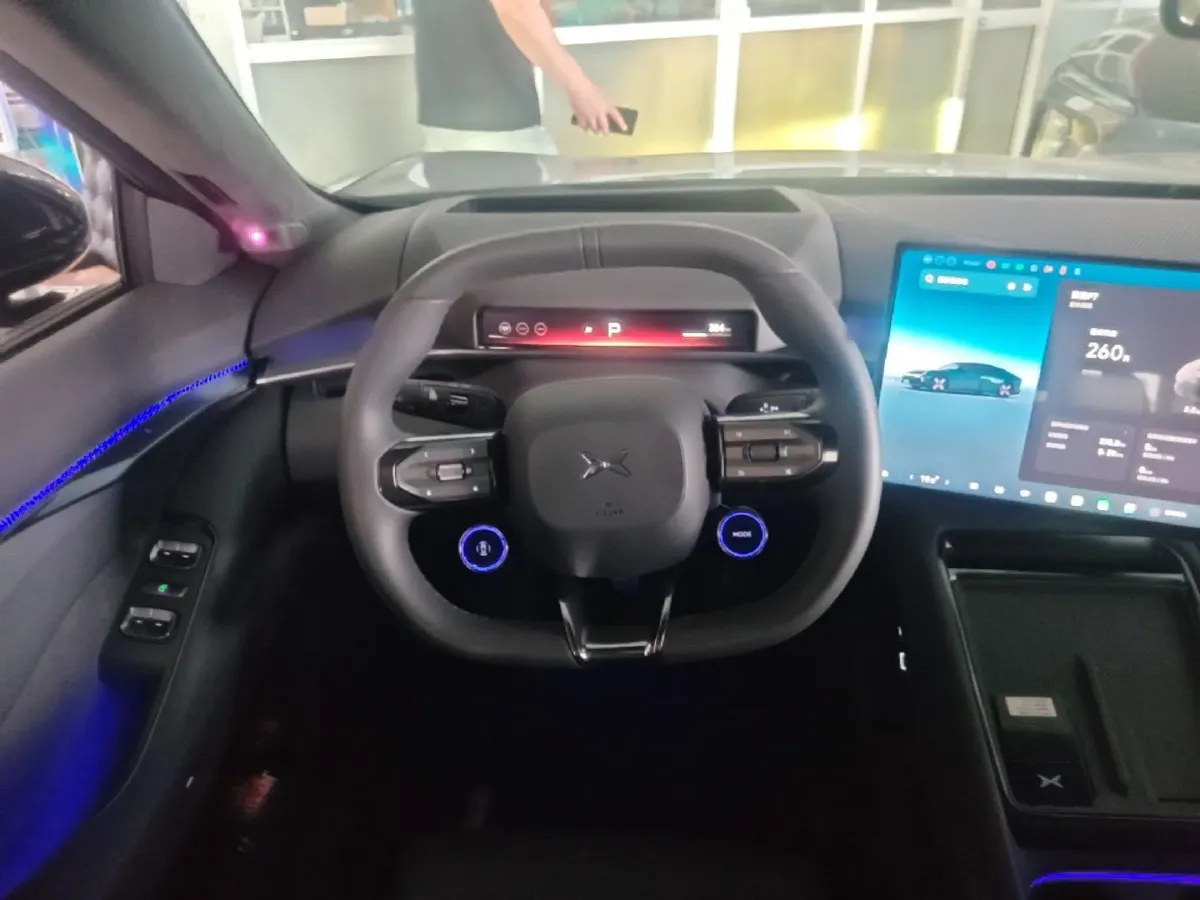 2025 Xpeng P7 BEV,autocango,china used car exporter,china ev exporter,chinese used car exporter,chinese used ev exporter