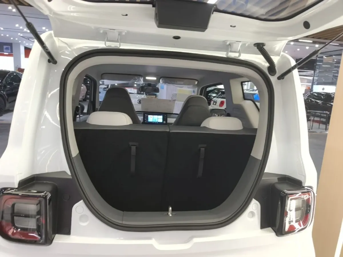 2025 Geely Lanqiqiu BEV,autocango,china used car exporter,china ev exporter,chinese used car exporter,chinese used ev exporter