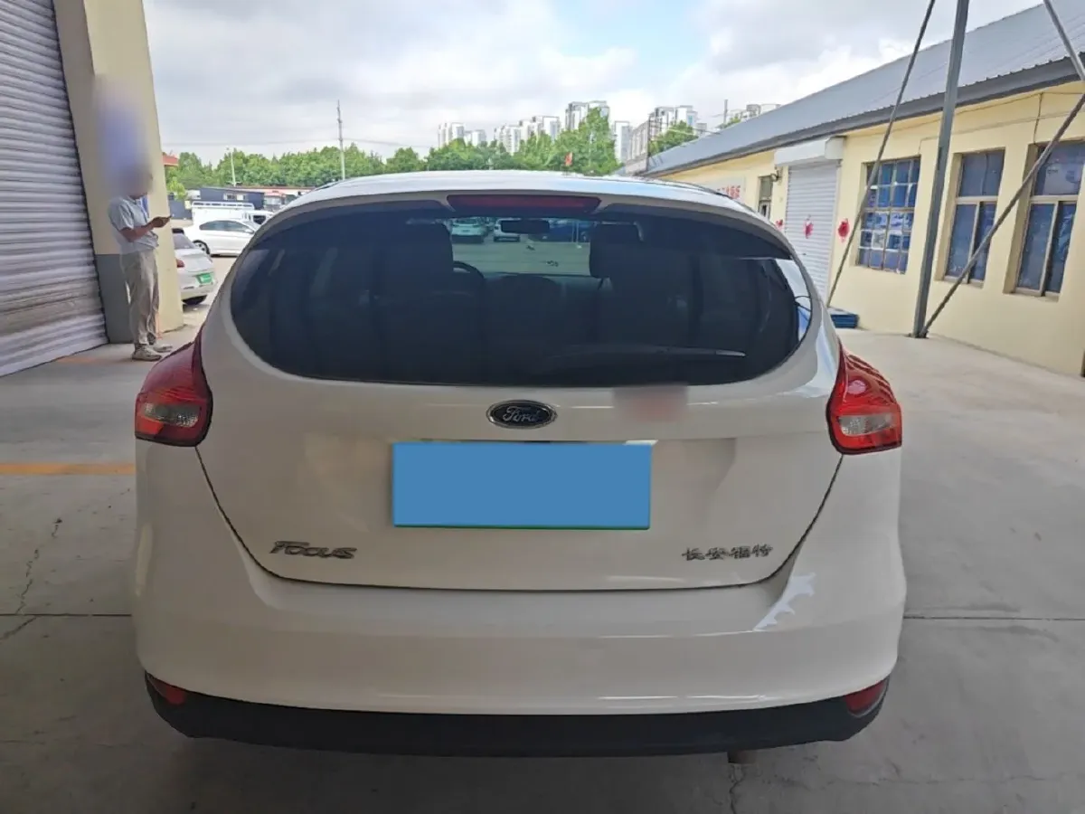 2018 Ford Focus 1.6L 125HP L4 6DCT,autocango,china used car exporter,china ev exporter,chinese used car exporter,chinese used ev exporter