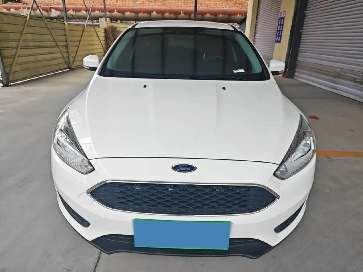 2018 Ford Focus 1.6L 125HP L4 6DCT,autocango,china used car exporter,china ev exporter,chinese used car exporter,chinese used ev exporter