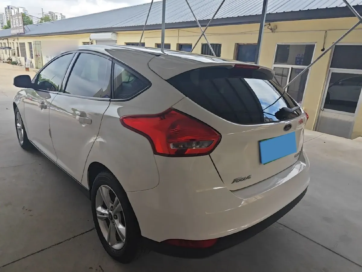 2018 Ford Focus 1.6L 125HP L4 6DCT,autocango,china used car exporter,china ev exporter,chinese used car exporter,chinese used ev exporter
