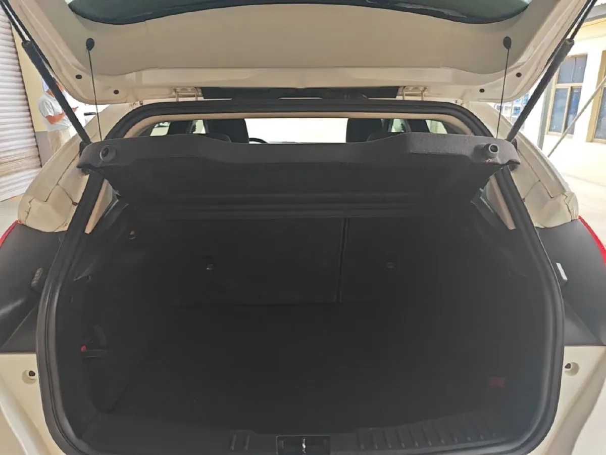 2018 Ford Focus 1.6L 125HP L4 6DCT,autocango,china used car exporter,china ev exporter,chinese used car exporter,chinese used ev exporter