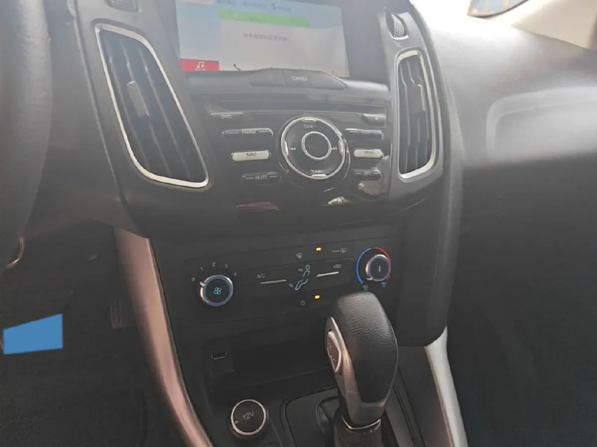 2018 Ford Focus 1.6L 125HP L4 6DCT,autocango,china used car exporter,china ev exporter,chinese used car exporter,chinese used ev exporter