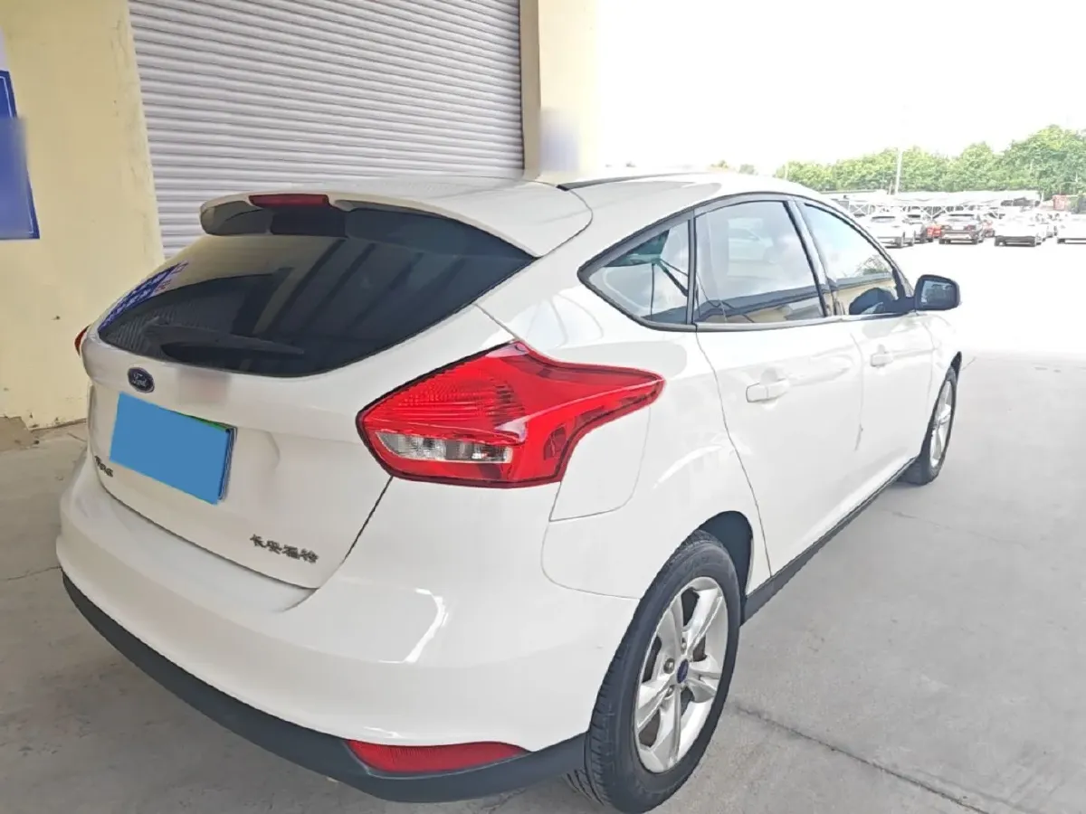 2018 Ford Focus 1.6L 125HP L4 6DCT,autocango,china used car exporter,china ev exporter,chinese used car exporter,chinese used ev exporter