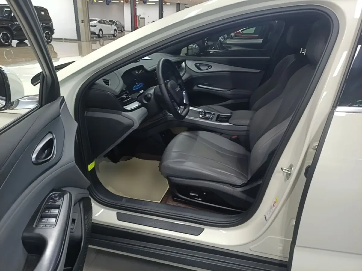 2025 BYD Seal07 DM-i 1.5L 101HP L4 E-CVT PHEV 10.08KWH,autocango,china used car exporter,china ev exporter,chinese used car exporter,chinese used ev exporter