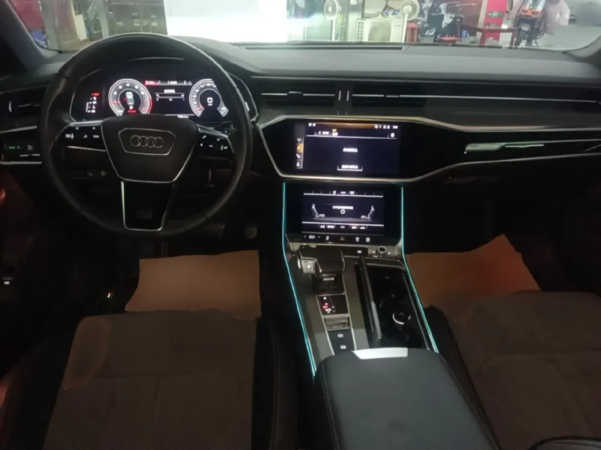 2021 Audi A6L 2.0T 190HP L4 7DCT,autocango,china used car exporter,china ev exporter,chinese used car exporter,chinese used ev exporter