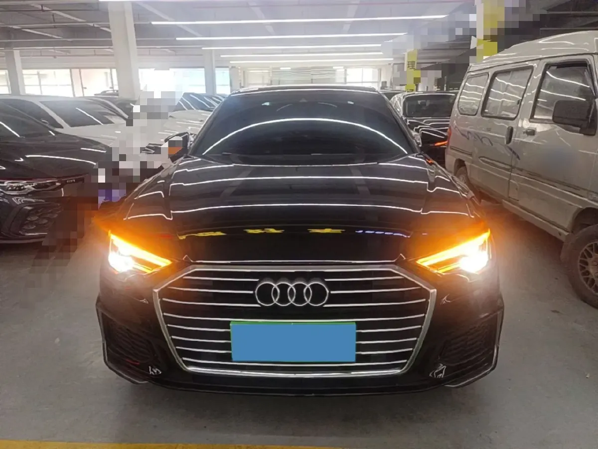 2021 Audi A6L 2.0T 190HP L4 7DCT,autocango,china used car exporter,china ev exporter,chinese used car exporter,chinese used ev exporter