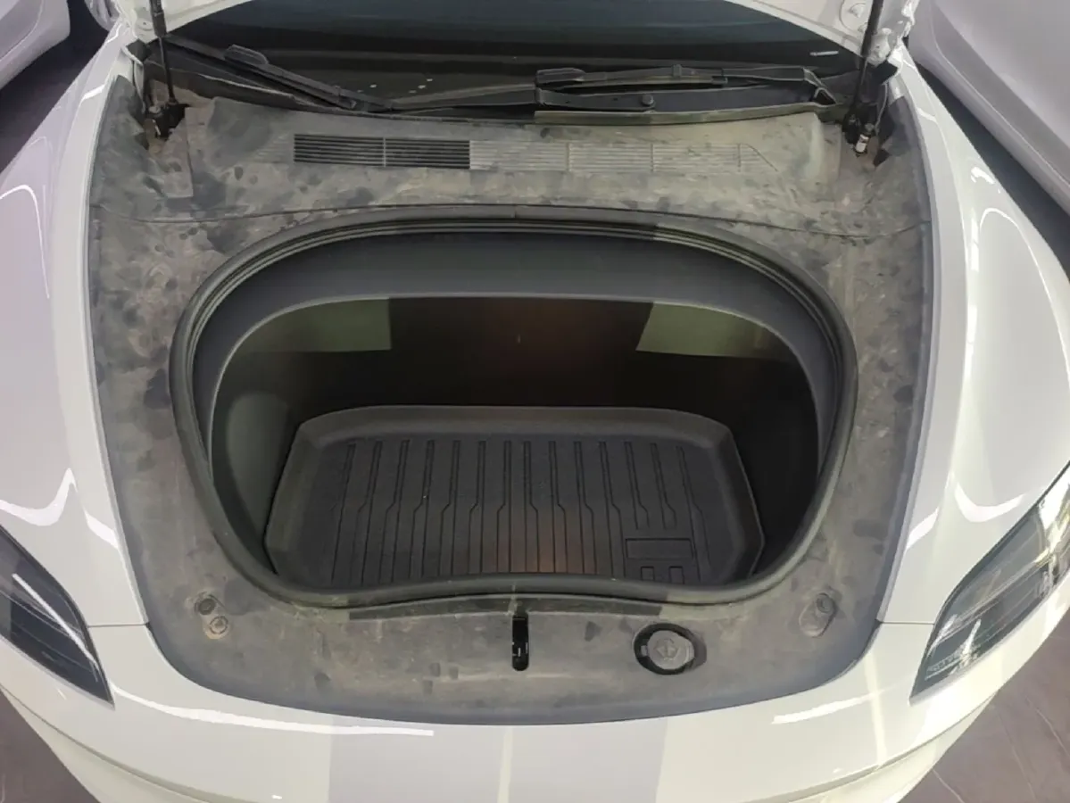 2025 Tesla Model 3 BEV 62.5KWH,autocango,china used car exporter,china ev exporter,chinese used car exporter,chinese used ev exporter