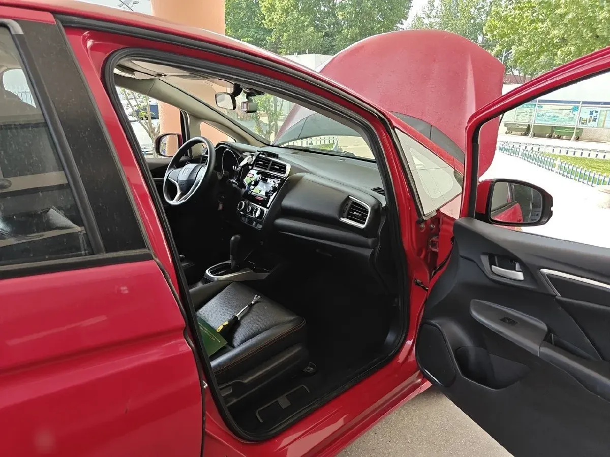 2014 Honda Fit 1.5L 131HP L4 CVT,autocango,china used car exporter,china ev exporter,chinese used car exporter,chinese used ev exporter