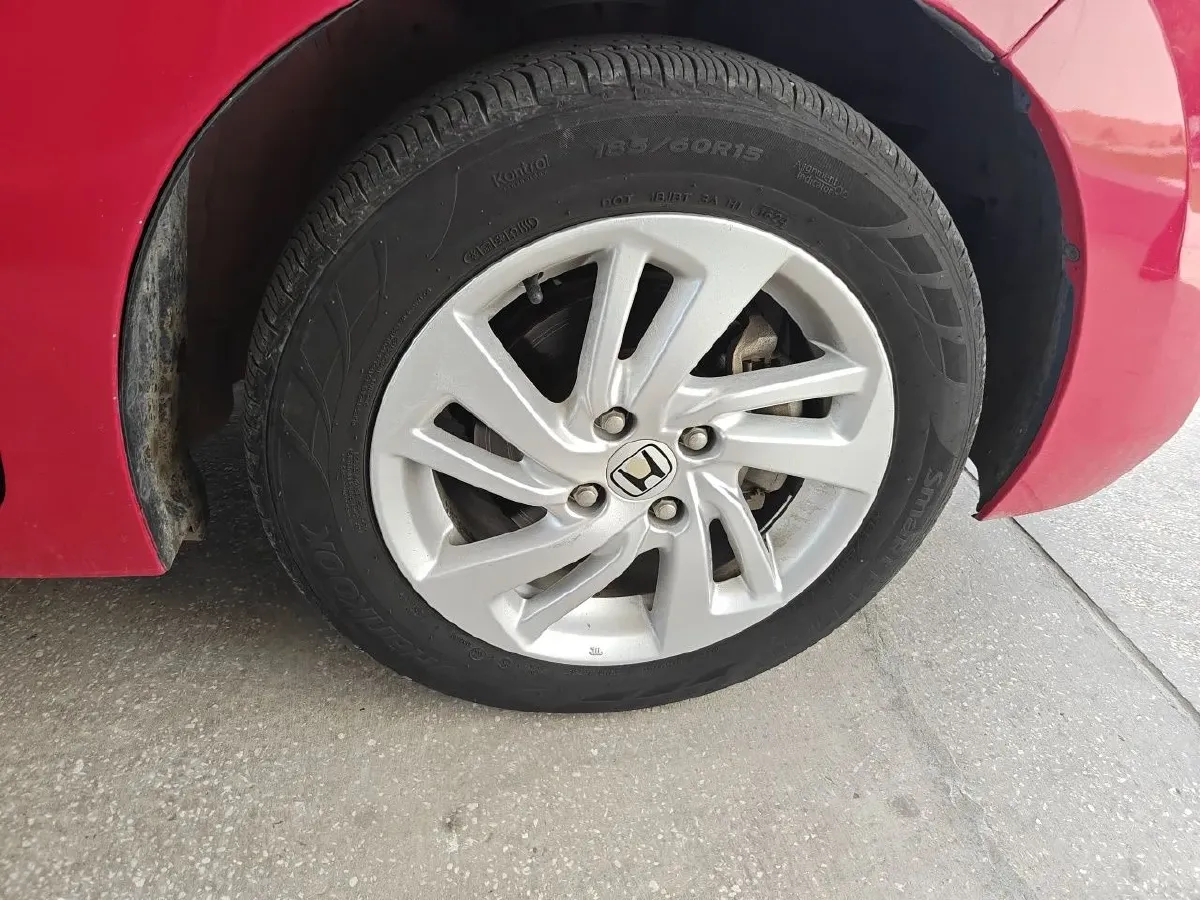 2014 Honda Fit 1.5L 131HP L4 CVT,autocango,china used car exporter,china ev exporter,chinese used car exporter,chinese used ev exporter