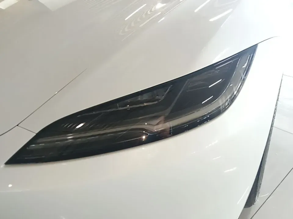2025 Tesla Model 3 BEV,autocango,china used car exporter,china ev exporter,chinese used car exporter,chinese used ev exporter