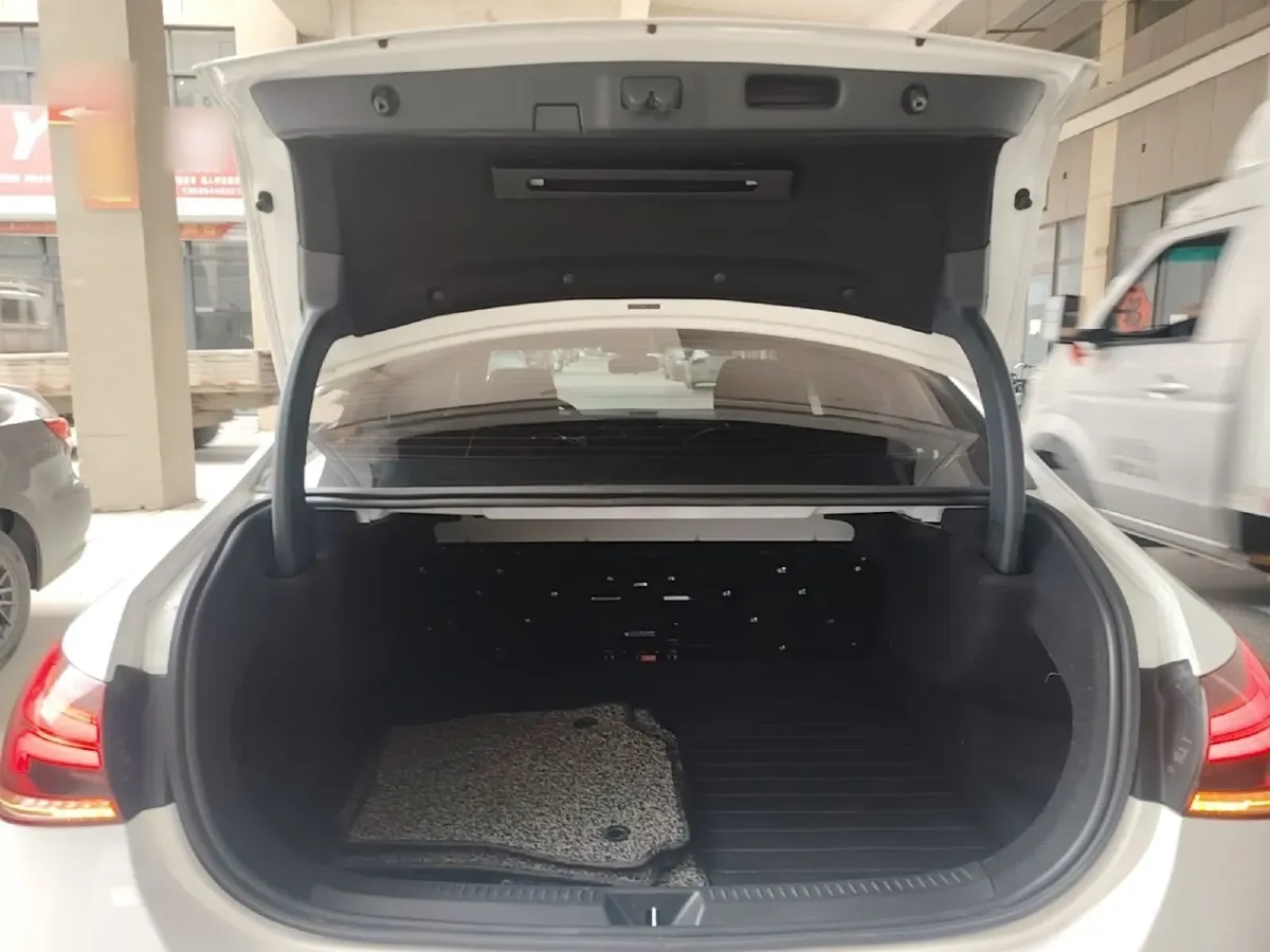 2022 Mercedes-Benz A Class 1.3T 163HP L4 7DCT,autocango,china used car exporter,china ev exporter,chinese used car exporter,chinese used ev exporter