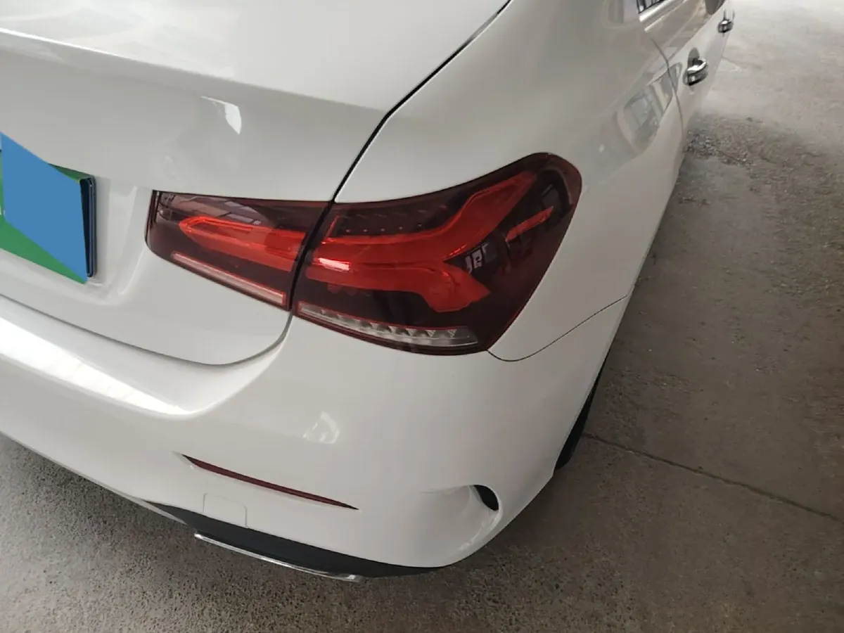 2022 Mercedes-Benz A Class 1.3T 163HP L4 7DCT,autocango,china used car exporter,china ev exporter,chinese used car exporter,chinese used ev exporter