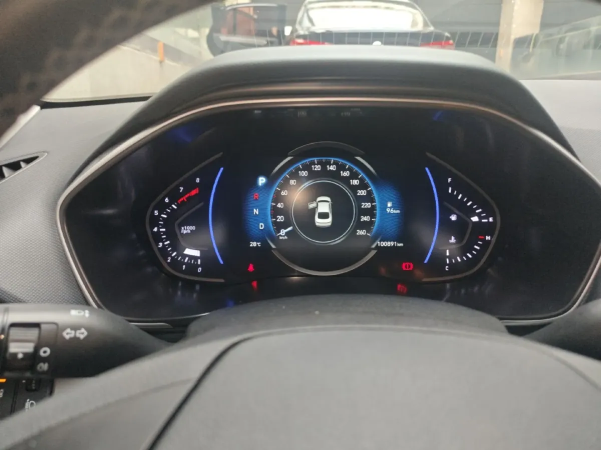 2019 Hyundai La Festa 1.6T 204HP L4 7DCT,autocango,china used car exporter,china ev exporter,chinese used car exporter,chinese used ev exporter