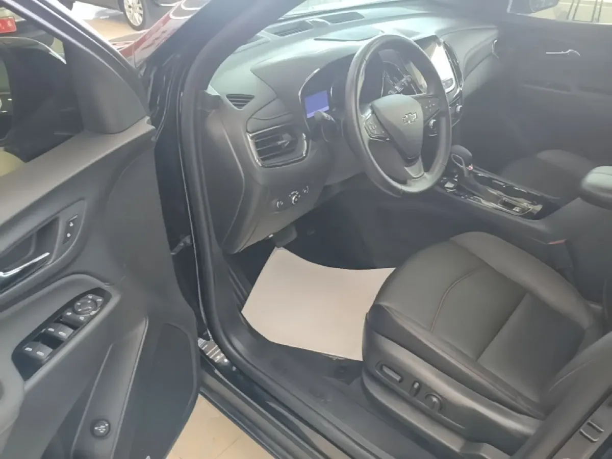 2021 Chevrolet Equinox 2.0T 237HP L4 9AT,autocango,china used car exporter,china ev exporter,chinese used car exporter,chinese used ev exporter