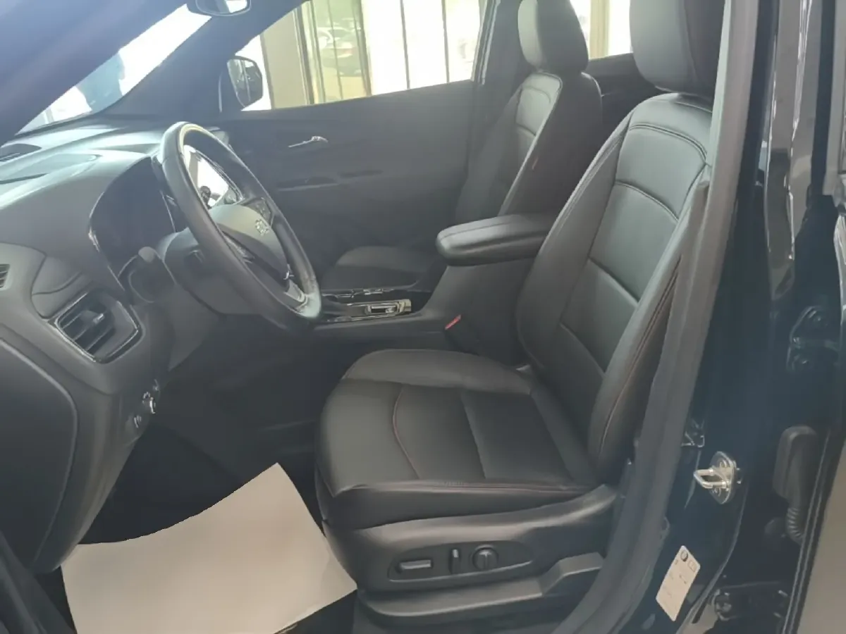 2021 Chevrolet Equinox 2.0T 237HP L4 9AT,autocango,china used car exporter,china ev exporter,chinese used car exporter,chinese used ev exporter