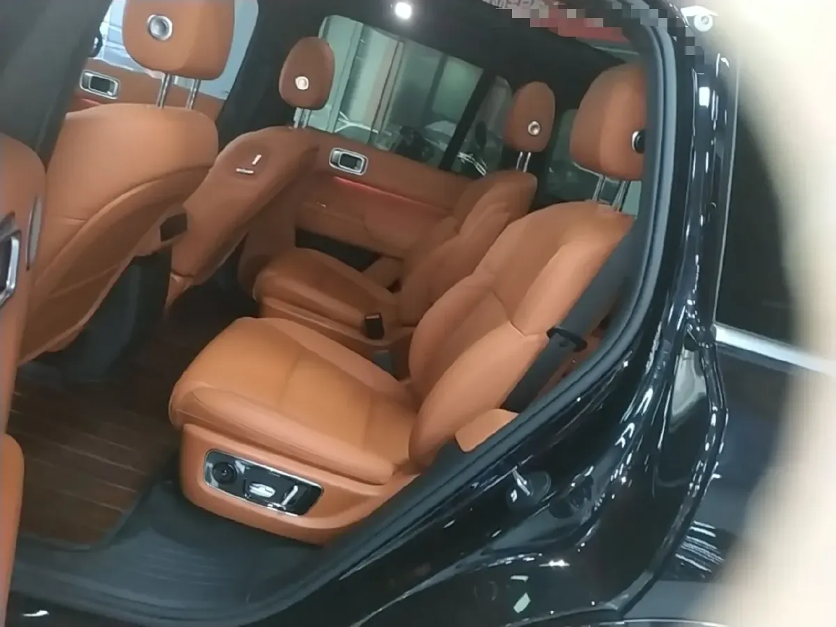 2024 Li L8 Range Extended 154HP REEV 42.8KWH,autocango,china used car exporter,china ev exporter,chinese used car exporter,chinese used ev exporter