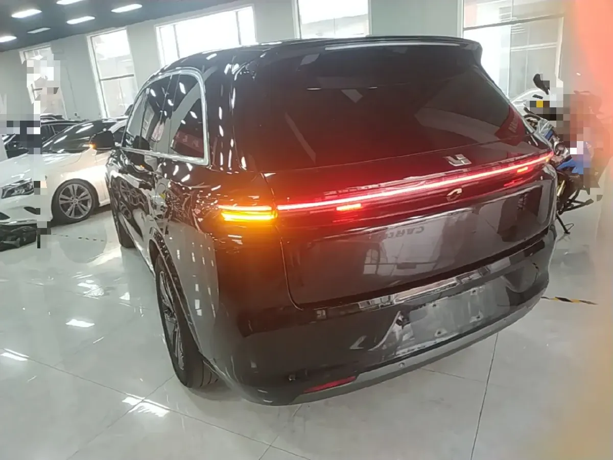 2024 Li L8 Range Extended 154HP REEV 42.8KWH,autocango,china used car exporter,china ev exporter,chinese used car exporter,chinese used ev exporter