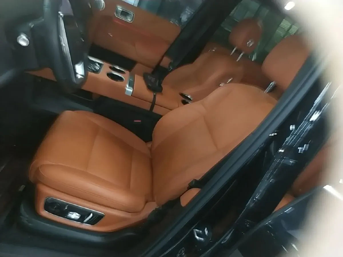 2024 Li L8 Range Extended 154HP REEV 42.8KWH,autocango,china used car exporter,china ev exporter,chinese used car exporter,chinese used ev exporter