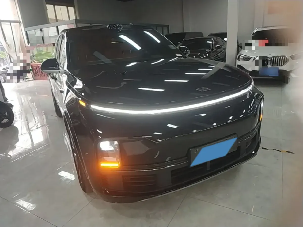 2024 Li L8 Range Extended 154HP REEV 42.8KWH,autocango,china used car exporter,china ev exporter,chinese used car exporter,chinese used ev exporter